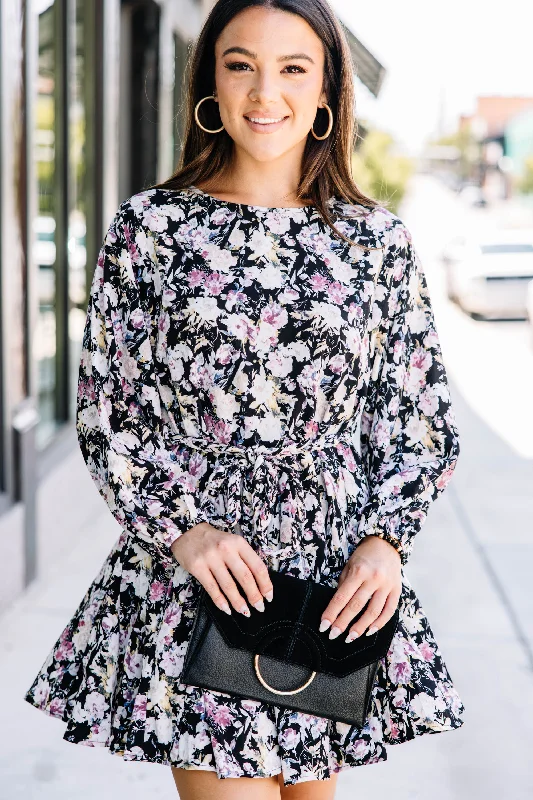 Instant Savings Show Off Black Floral Dress