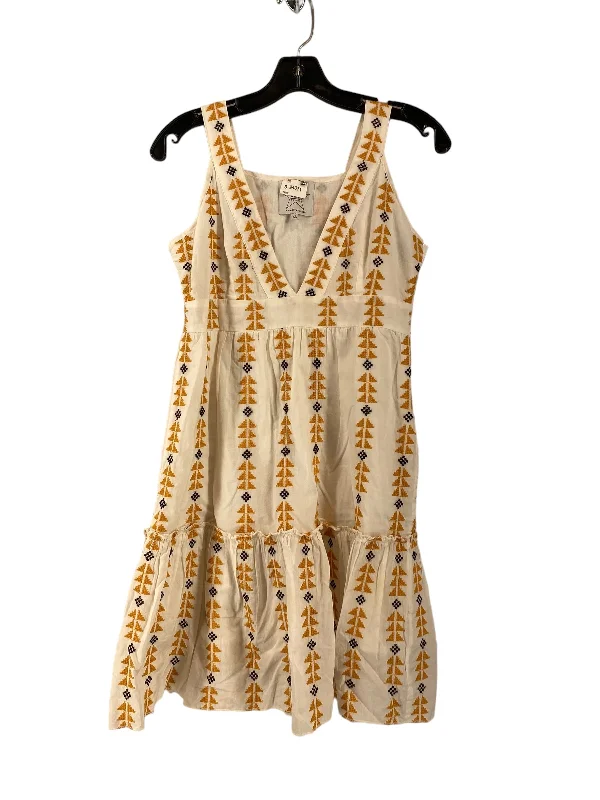 Time-Limited Offer Cream Dress Casual Short Clothes Mentor, Size Xs