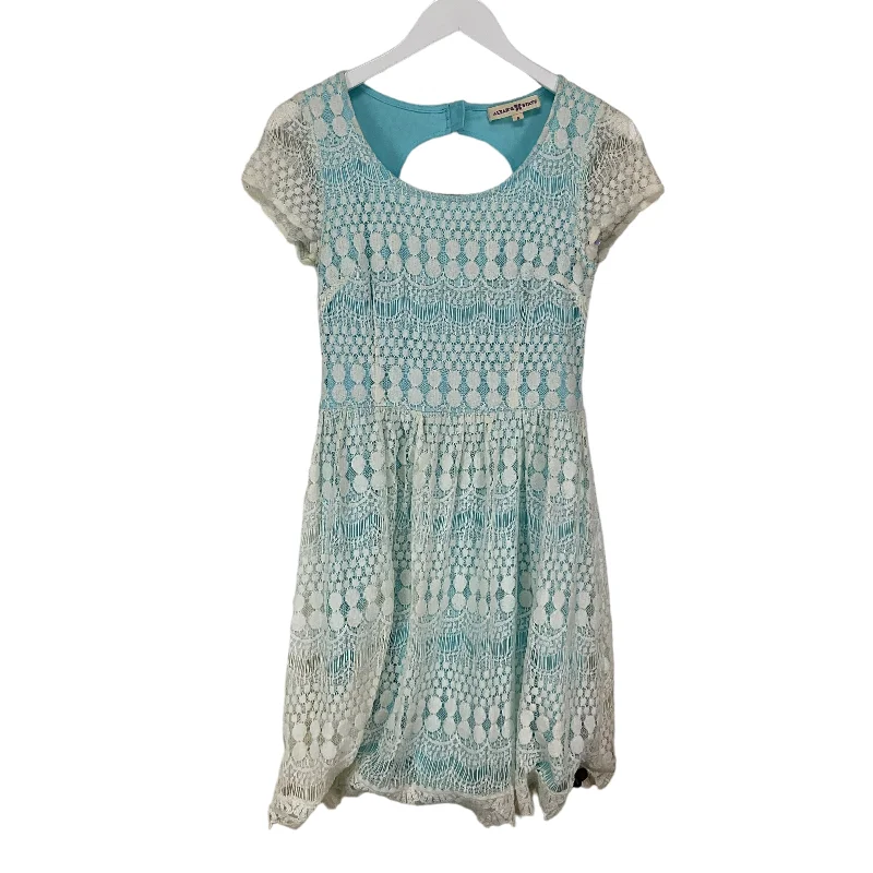 Limited Availability Blue & White Dress Casual Short Altard State, Size S