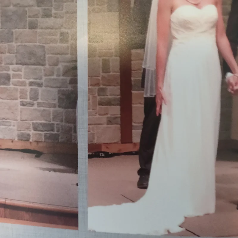 Deal Zone David's Bridal A line