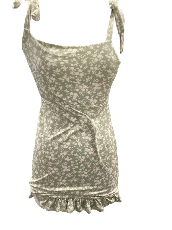 Season Finale Sale Floral Print Dress Casual Short Urban Outfitters, Size S