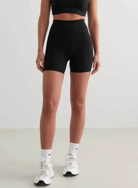 Online Exclusive Black Sense Midi Biker Shorts
